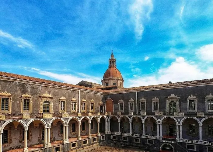 House Historic Center Katanya